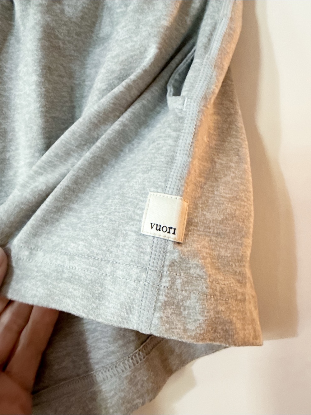 Vuori Halo Performance Short 2.0 Pale Grey Heather Size Medium - Picture 4 of 11